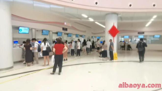 成都圣贝牙科门诊_地址_电话_专家